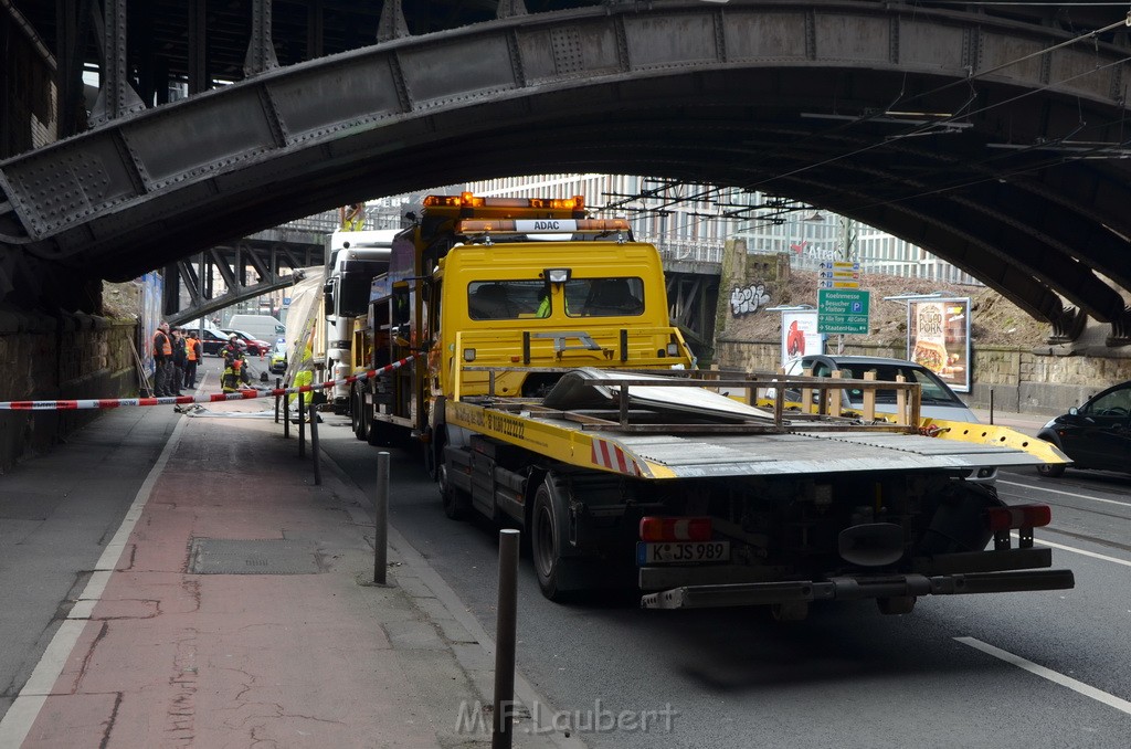 LKW Bruecke Koeln Deutz Opladenestr Deutz Muelheimerstr P169.JPG - Miklos Laubert